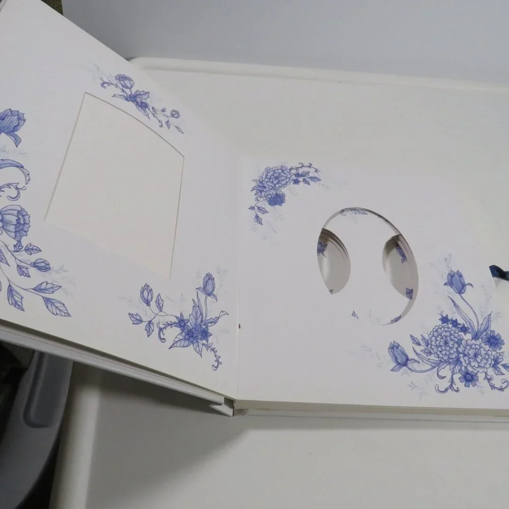 Vintage Style Photo Album: frame style, French Blue and White Floral Toile Twall